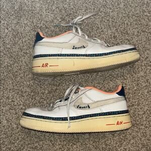 Nike White and Navy Athletic Shoes